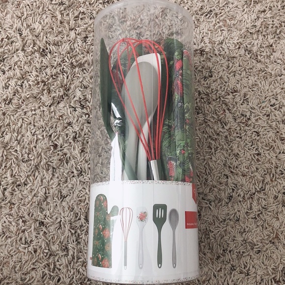 5-Piece Holiday Baking Set, Green Red NWT - Picture 3 of 4